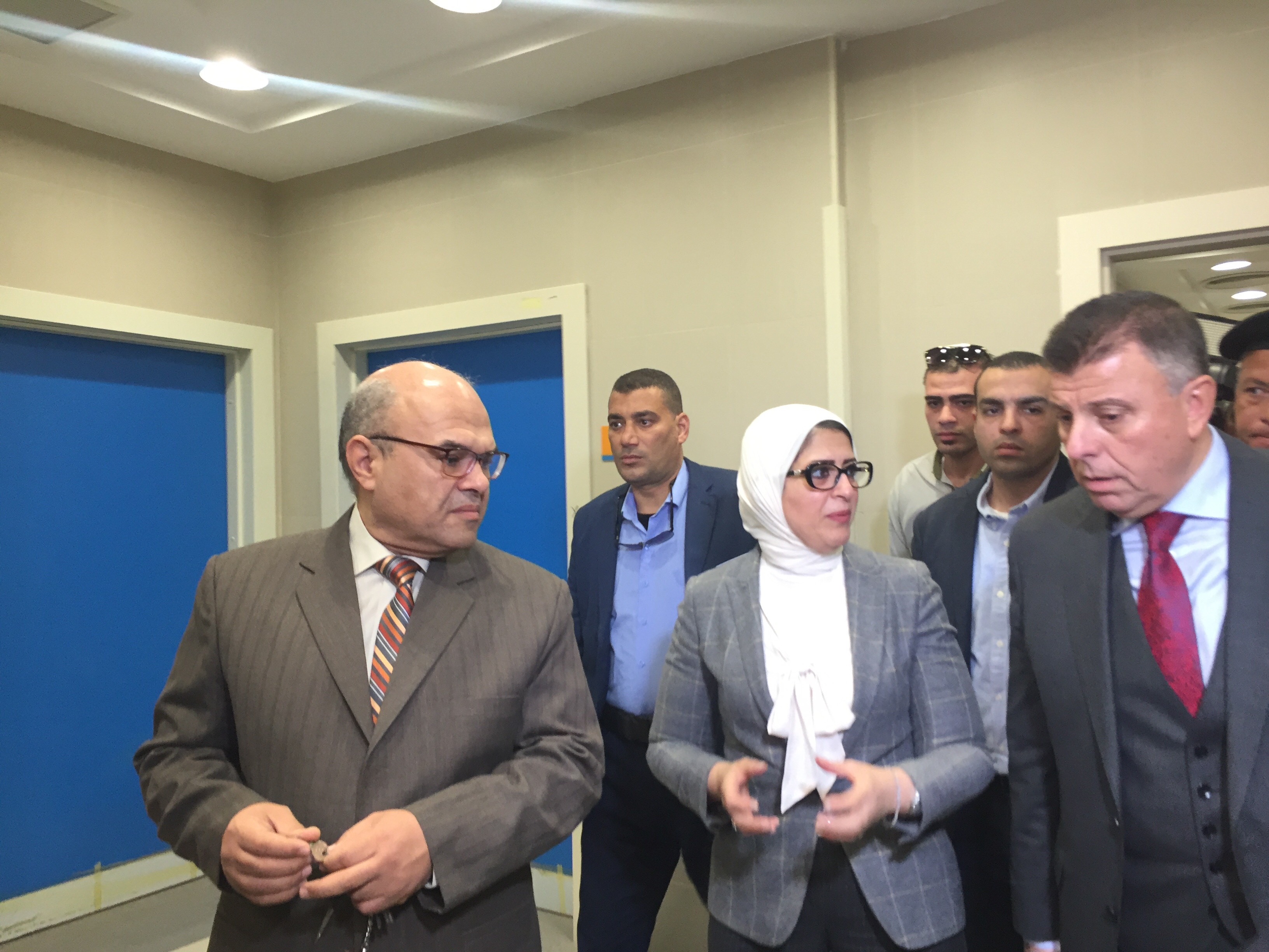 وزيرة الصحة تتفقد أعمال تطوير ورفع كفاءة مستشفى أبوخليفة (7)