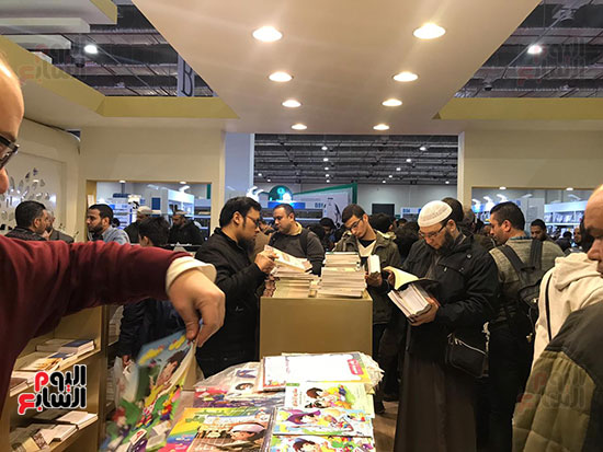 الكتب الأكثر مبيعا فى جناح الأزهر فى معرض القاهرة للكتاب 2019 (9)