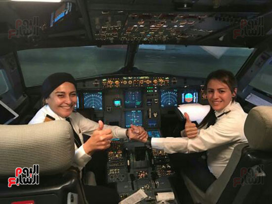 كابتن نهى إبراهيم أول سيدة مصرية تتولى مهمة تدريب الطيران (2)