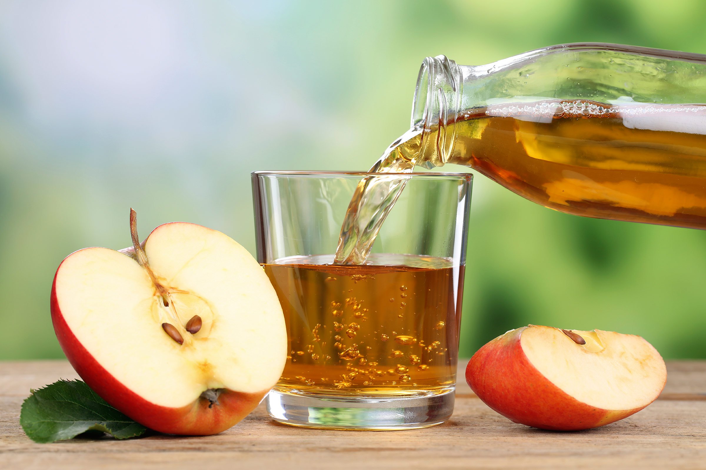 الغرغرة بخل التفاح علاج التهاب الحلق