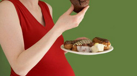 ما يجب تجنب تناوله فى سكر الحمل