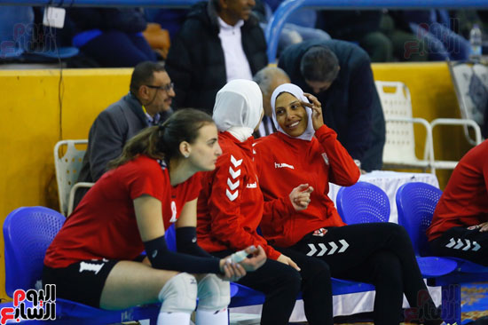 الأهلى و الدفاع المغربى فى البطولة العربية للطائرة سيدات (15)