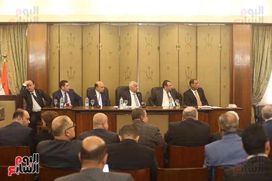 الفريق مهاب مميش - لجنه الصناعه بالبرلمان (5)