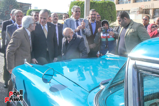 وزير الري يفتتح سيارة عبد الناصر (5)
