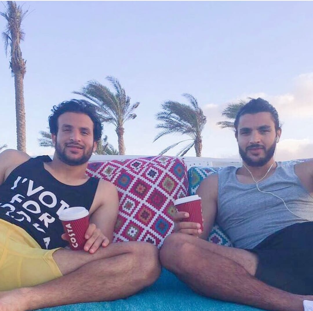 محمود علاء و صديقه اللاعب عرفة السيد