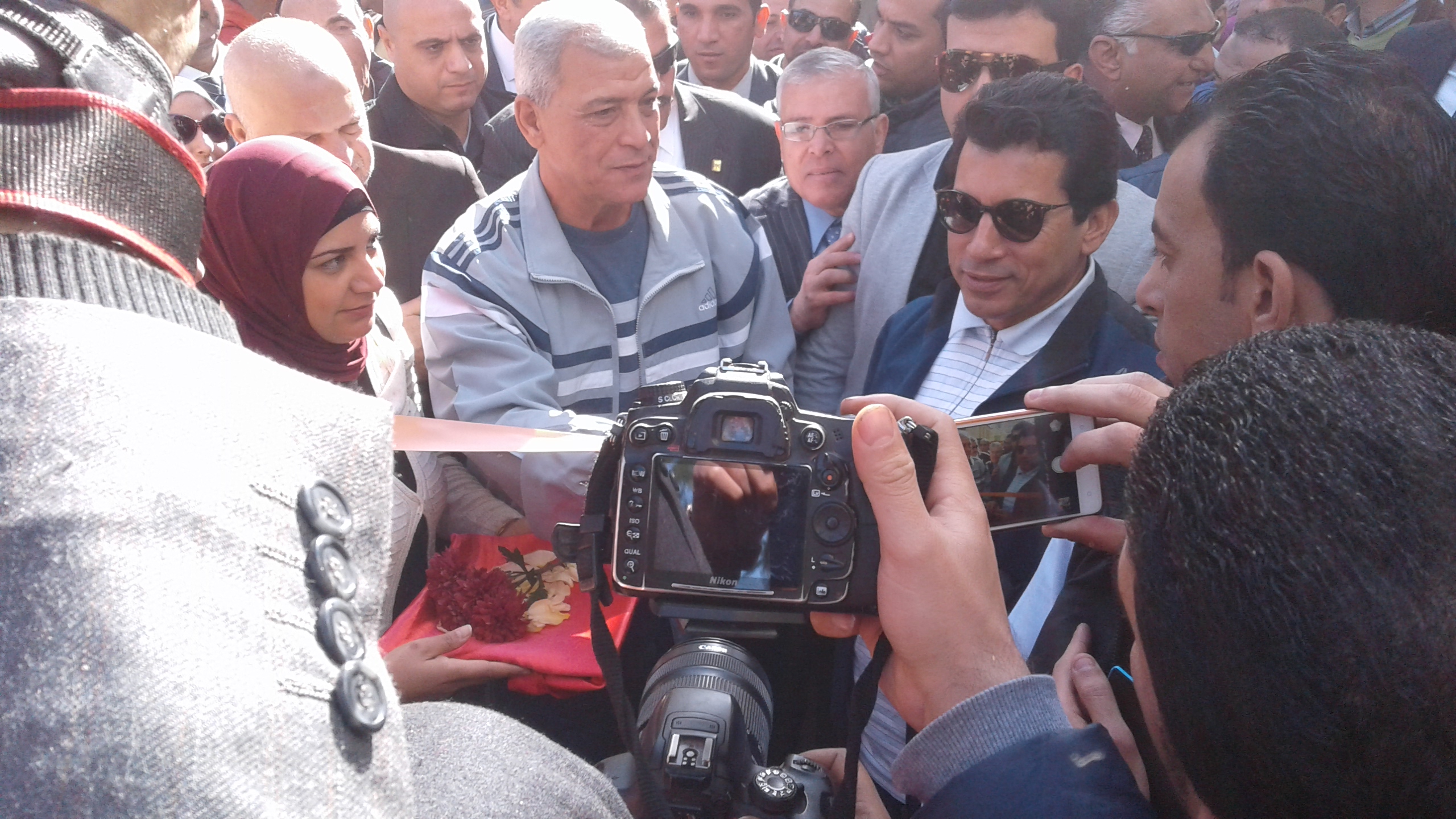 وزير الرياضة يفتتح معلب خماسى  (2)
