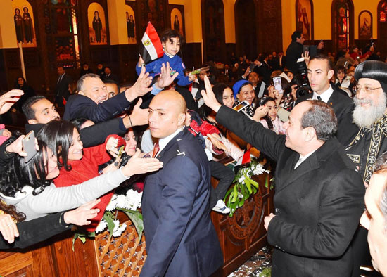 الرئيس يفتتح مسجد الفتاح العليم وكاتدرائية ميلاد المسيح (11)