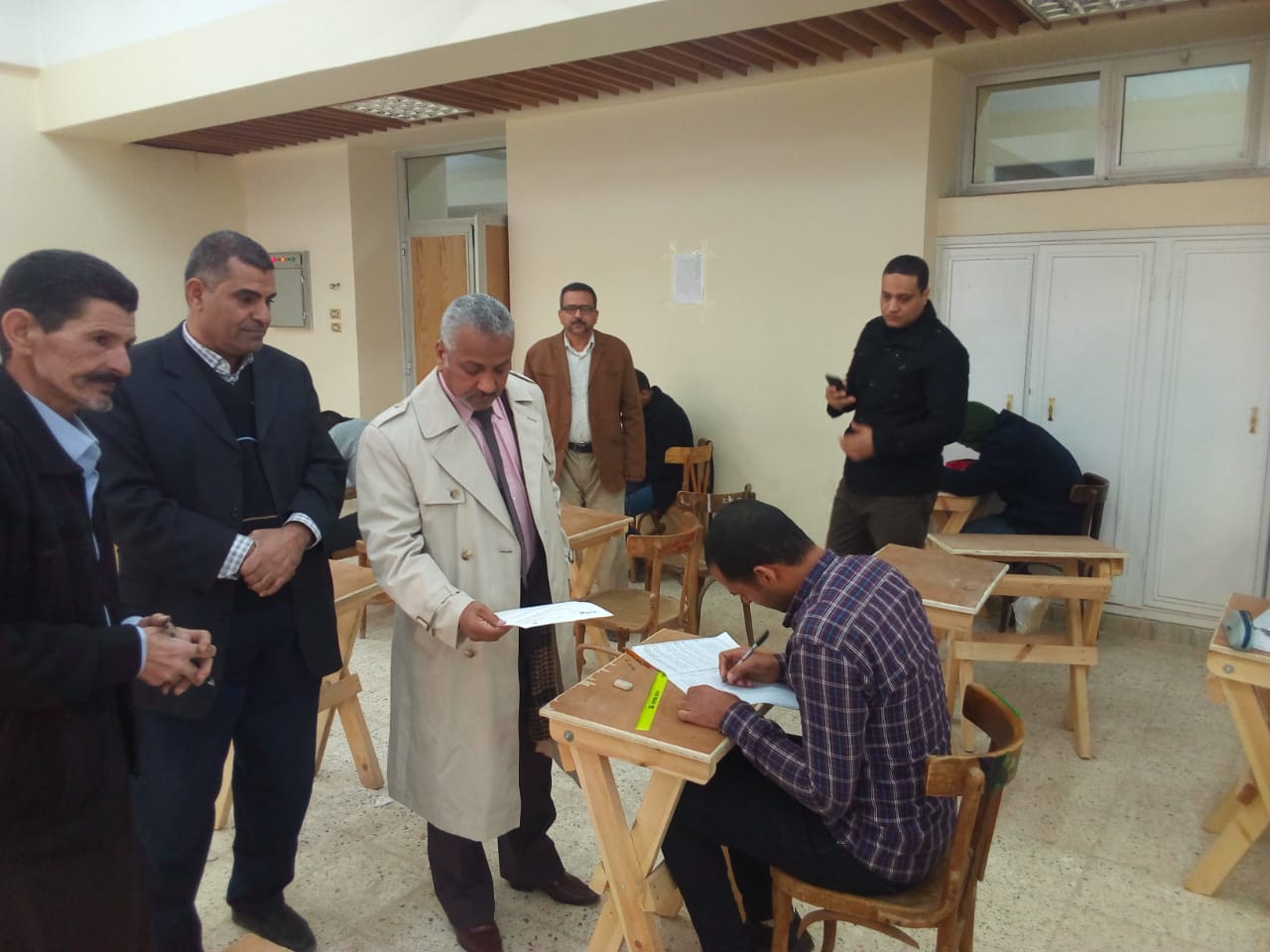 جولة نائب رئيس جامعة الأزهر على لجان الامتحانات بأسيوط (2)