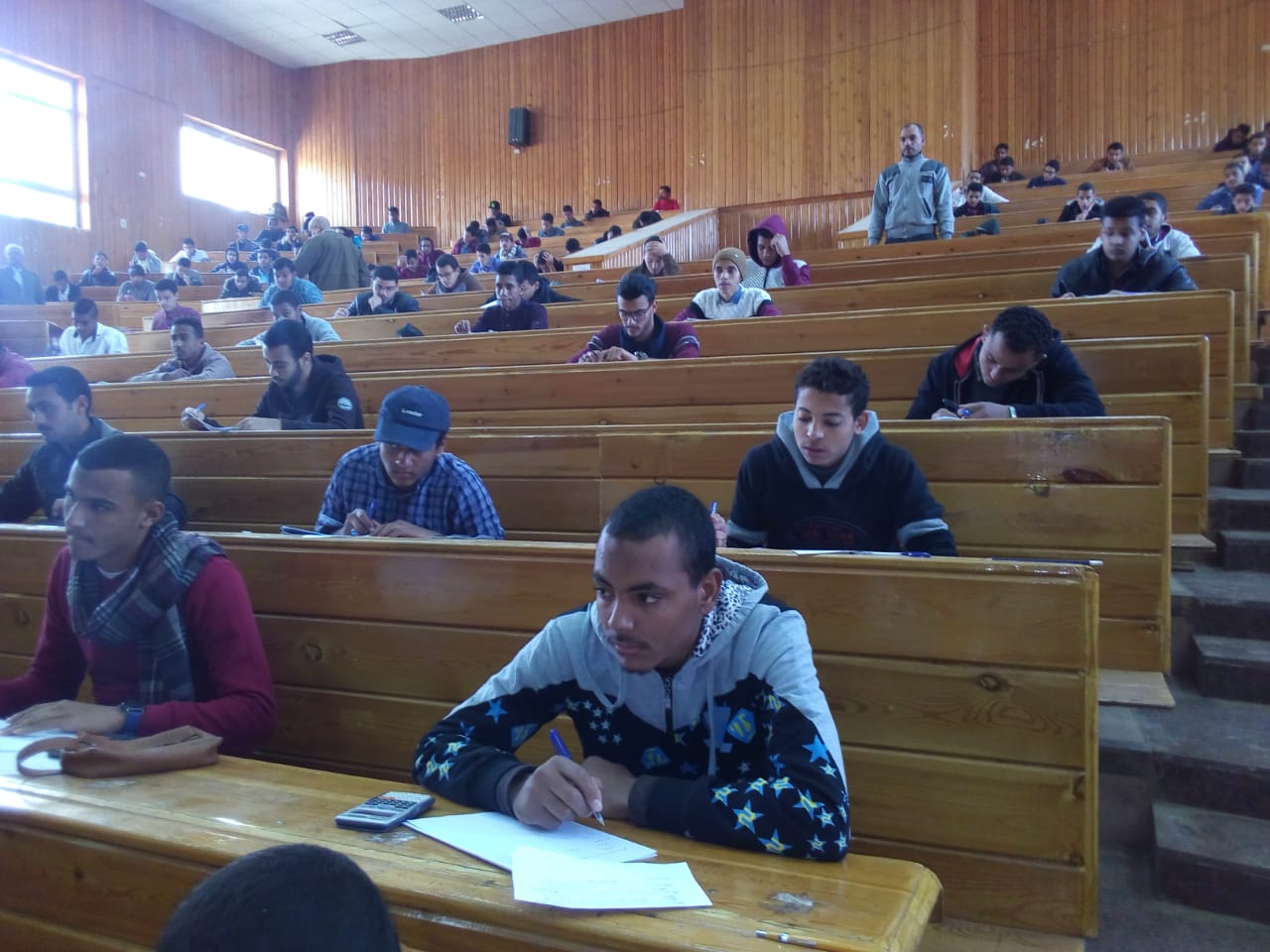 جولة نائب رئيس جامعة الأزهر على لجان الامتحانات بأسيوط (3)