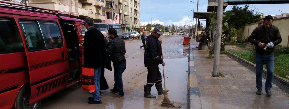 كسح مياه الأمطار من شوارع الإسكندرية (5)