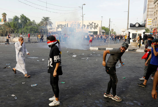 كر-وفر-بين-الشرطة-والمتظاهرين-فى-بغداد