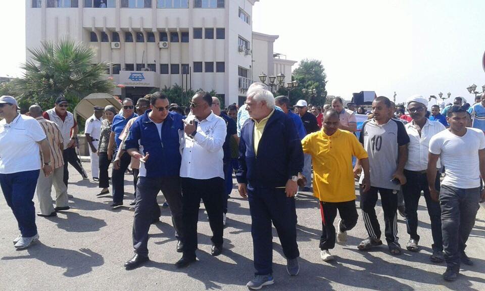  فعاليات المسيرة للمشي بشوارع محافظة الاقصر (5)