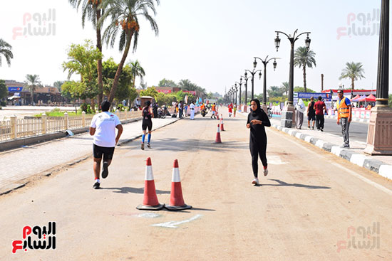البطولة تشهد انطلاق سباقات الركض في كورنيش النيل