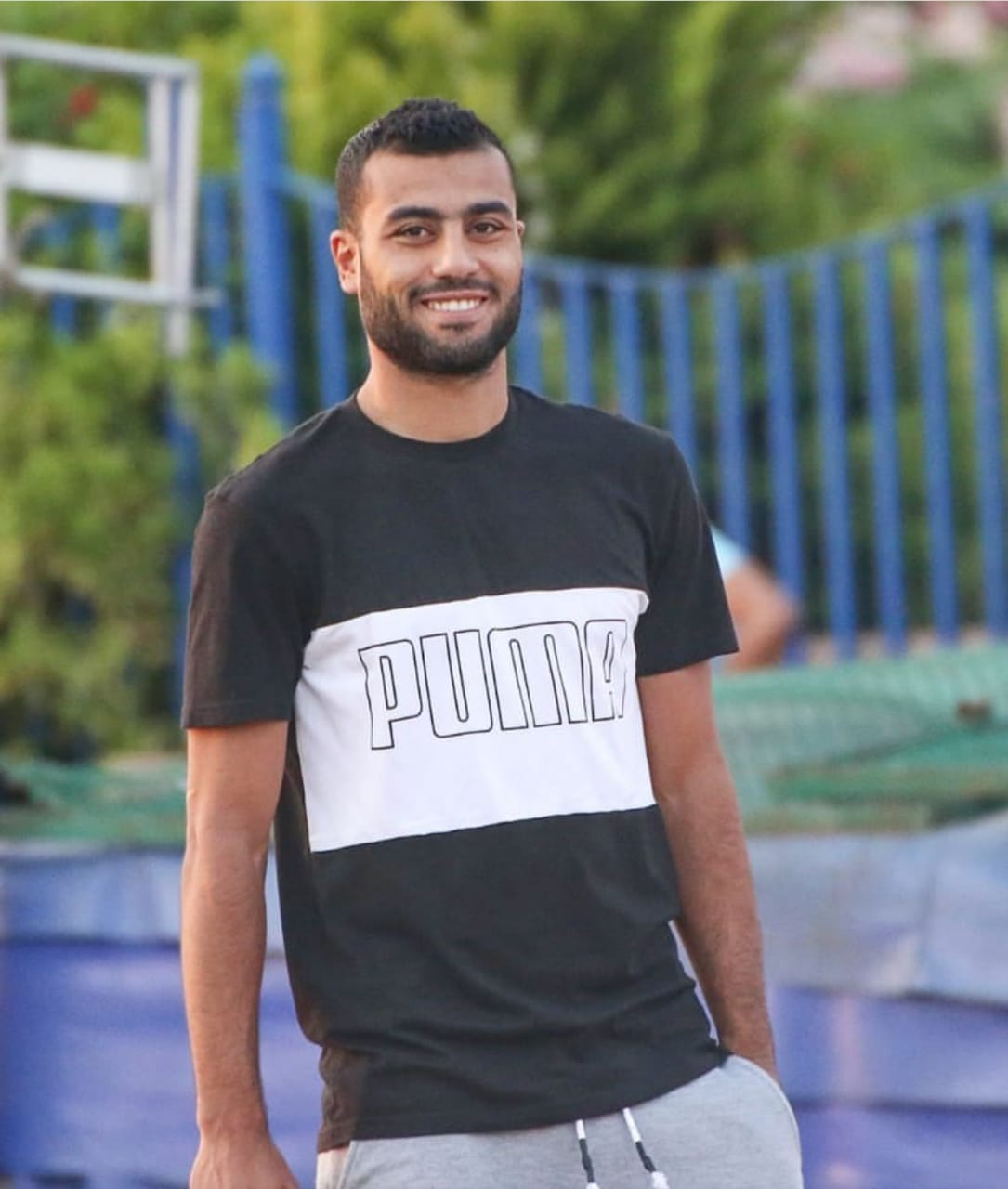 حسام حسن لاعب نادي سموحة