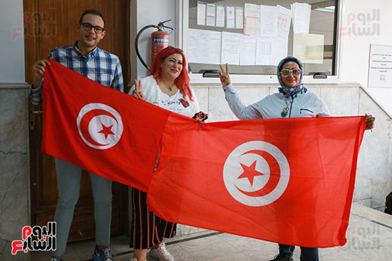 علم تونس داخل السفارة التونسية بالقاهرة