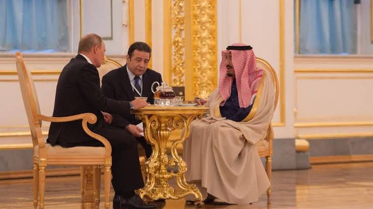 الملك سلمان يلتقى بوتين