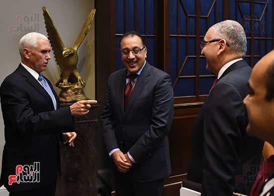 مصطفى مدبولى رئيس الوزراء مع مايك بنس نائب الرئيس الأمريكى (3)