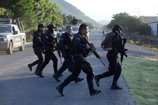 رجال-شرطة-المكسيك