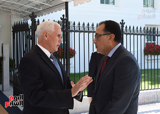 مصطفى مدبولى رئيس الوزراء مع مايك بنس نائب الرئيس الأمريكى (1)