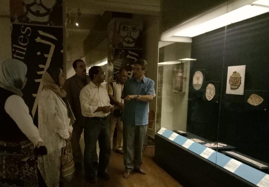 خلال زيارة رئيس قطاع اللمتاحف لمتحف النسيج (1)