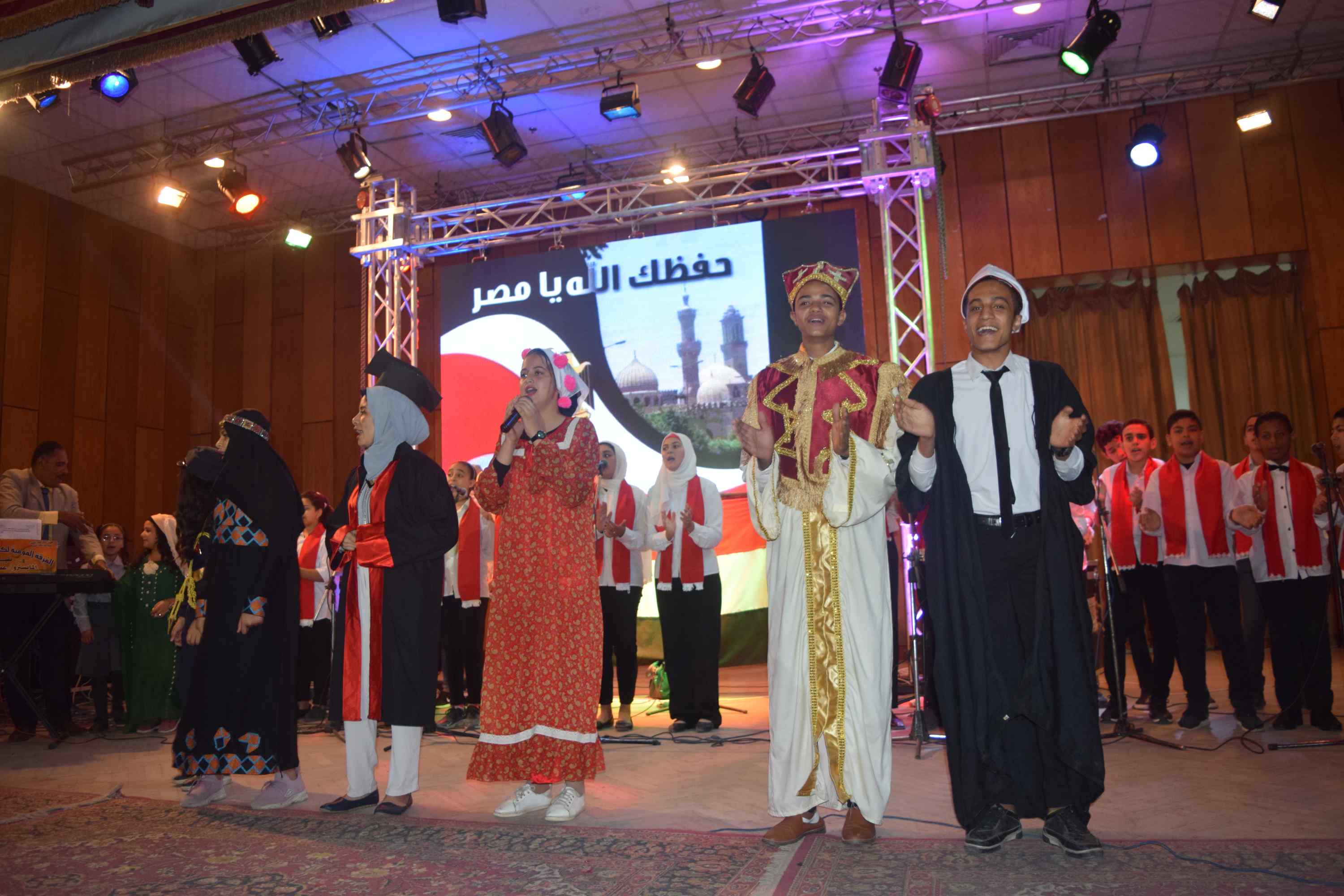 محافظ المنيا يشهد احتفالية جمعية نصر أكتوبر بذكرى انتصارات 73 (10)