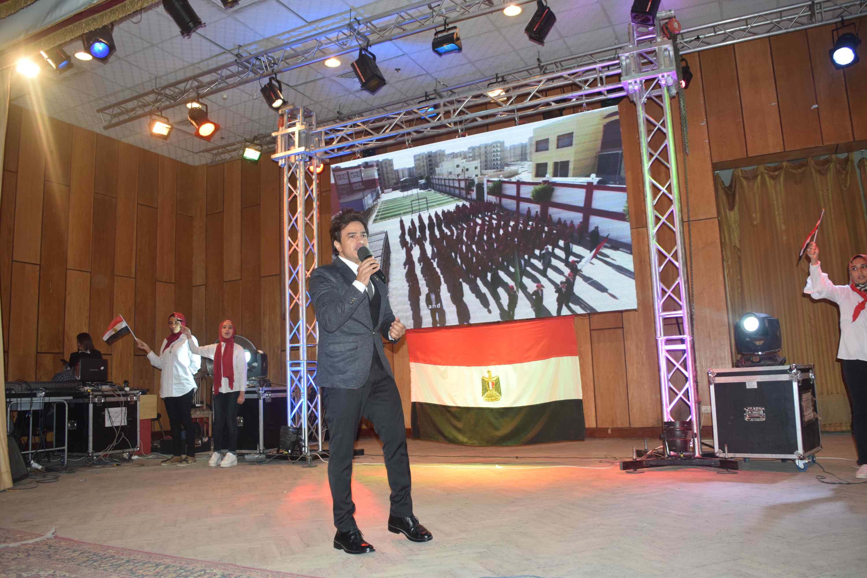 محافظ المنيا يشهد احتفالية جمعية نصر أكتوبر بذكرى انتصارات 73 (11)