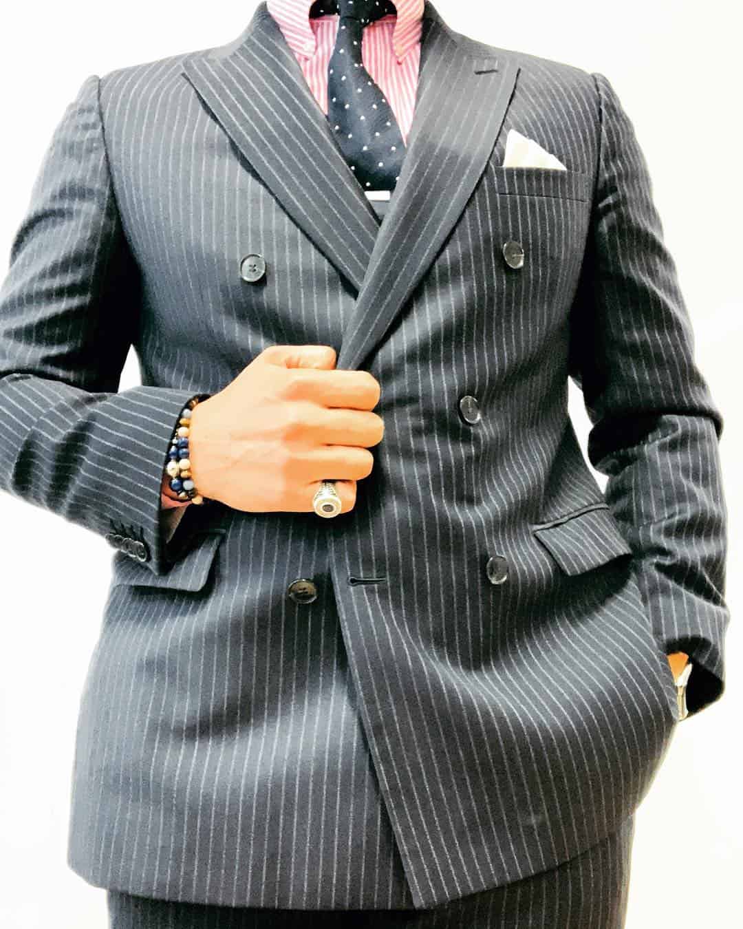 مزدوجة الصدر مزدوجة الصدر