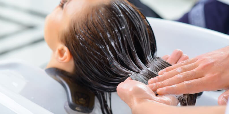 وصفات طبيعية للتخلص من قشرة الشعر (2)