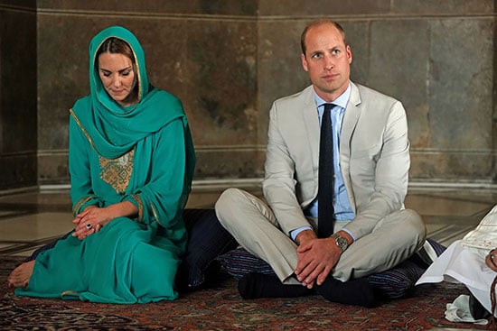 2019-10-17T115204Z_59112748_RC1CE9823F20_RTRMADP_3_BRITAIN-ROYALS-PAKISTAN