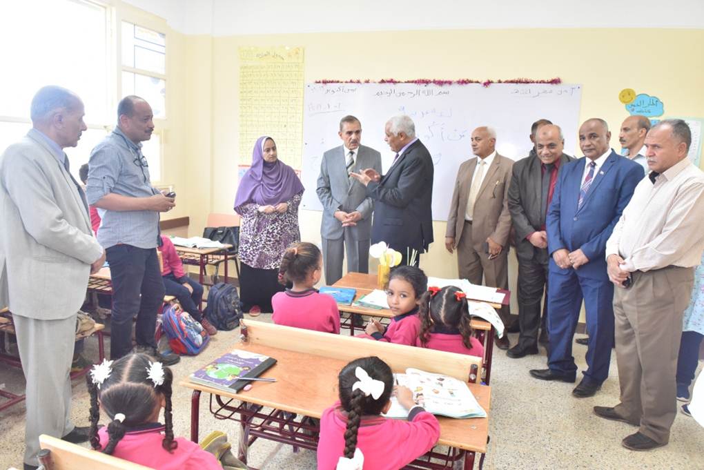 افتتاح مجمع مدارس نزلة عبداللاه بحي شرق ومدرسة الجهاد الابتدائية بحي غرب بتكلفة 34 (15)