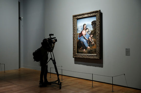 لوحة العذراء والطفل مع القديسة آن