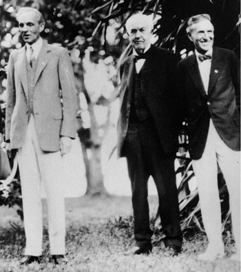 هارفي-فايرستون-وتوماس-إديسون-وهنري-فورد-على-التوالي-1929