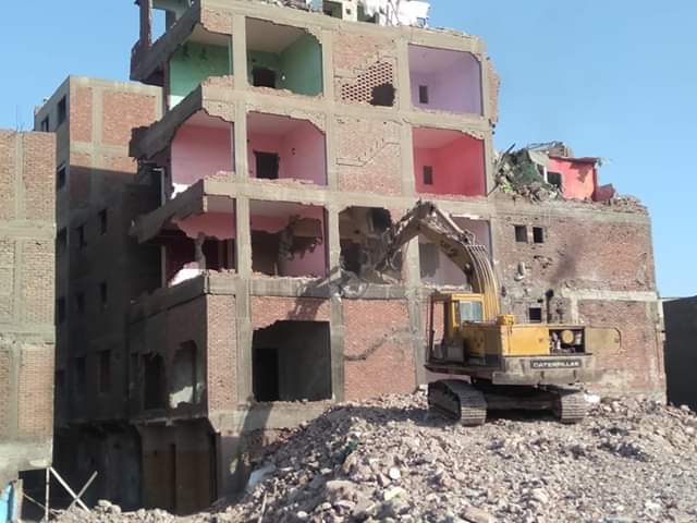 إخلاء 34 عقار ومحل بعزبة المدابغ بالقاهرة  (5)