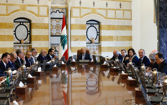 عون-يترأس-اجتماع-مجلس-الوزراء-اللبنانى
