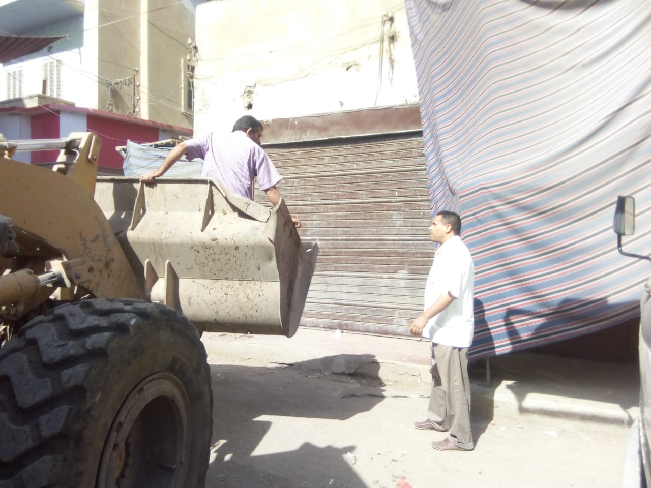 رفع وإزالة  392 حالة إشغال متنوعة في حملة مكبرة بمدينة الفشن (3)