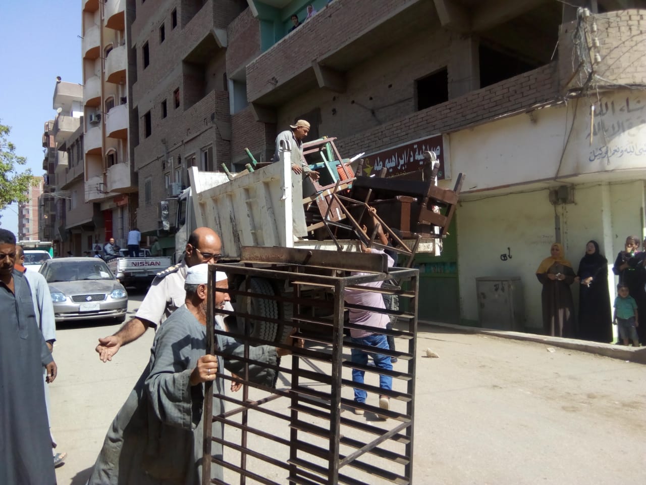 رفع وإزالة  392 حالة إشغال متنوعة في حملة مكبرة بمدينة الفشن (1)