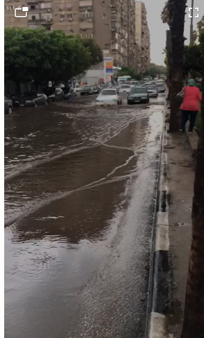 مياه الأمطار تغرق شوارع مصر الجديدة بالخليفة المأمون