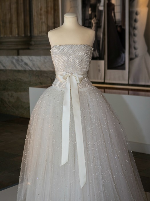 فستان الزفاف الثانى لـ الأميرة مادلين من السويد
