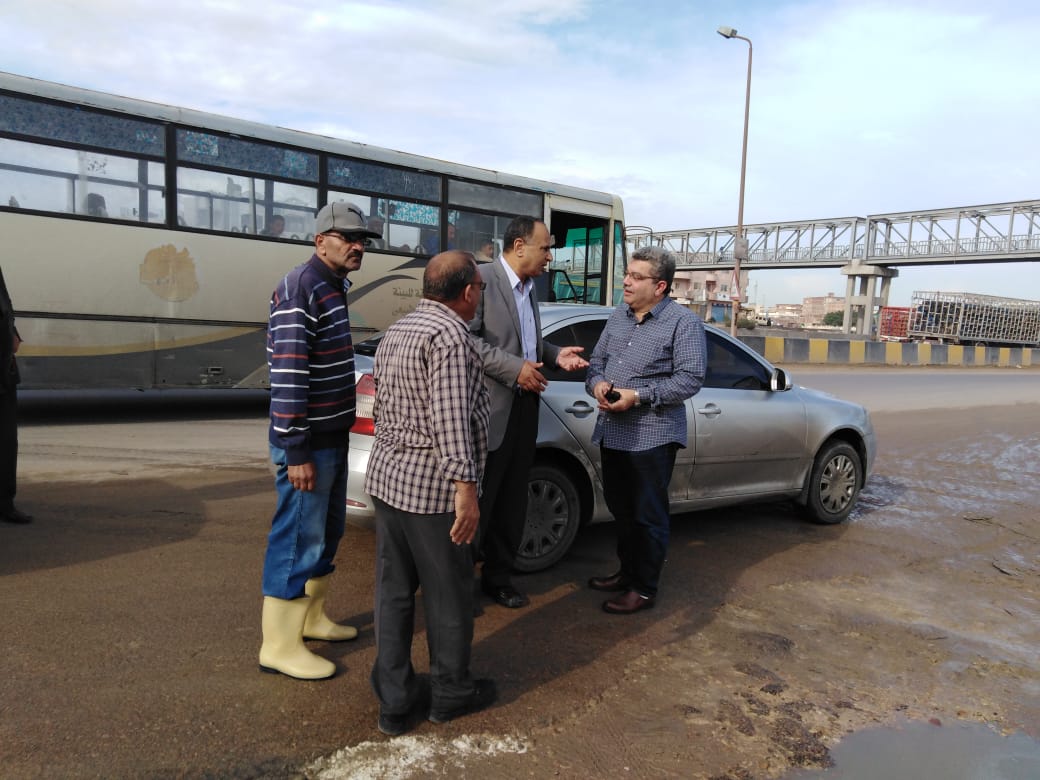محافظ الإسكندرية يكلف السكرتير العام بتفقد تصريف الأمطار خلال النوة (3)