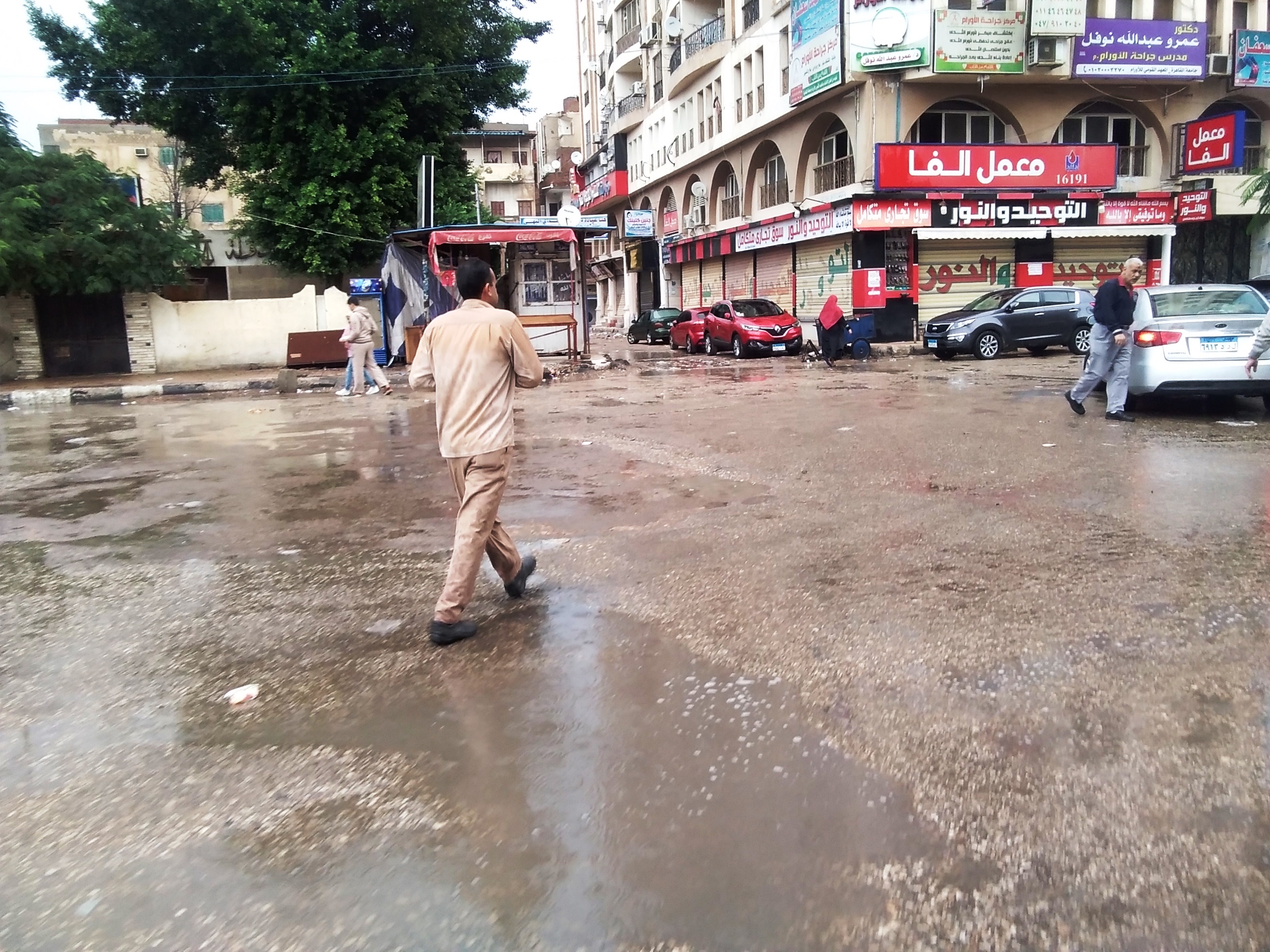 صور.. هطول أمطار رعدية بكفر الشيخ.. والمحافظ يعلن حالة الطوارئ (2)