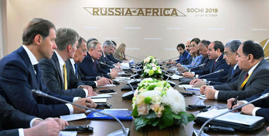 لقاء بوتن بالرئيس السيسي (1)