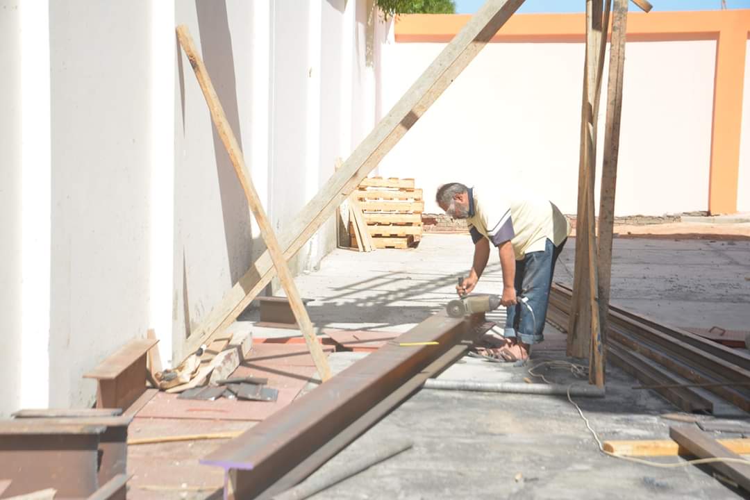 إنشاء 8 محطات رفع صرف صحى (3)