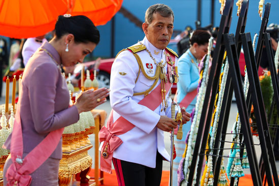 ملك-وملكة-تايلاند-يشاركا-فى-المراسم
