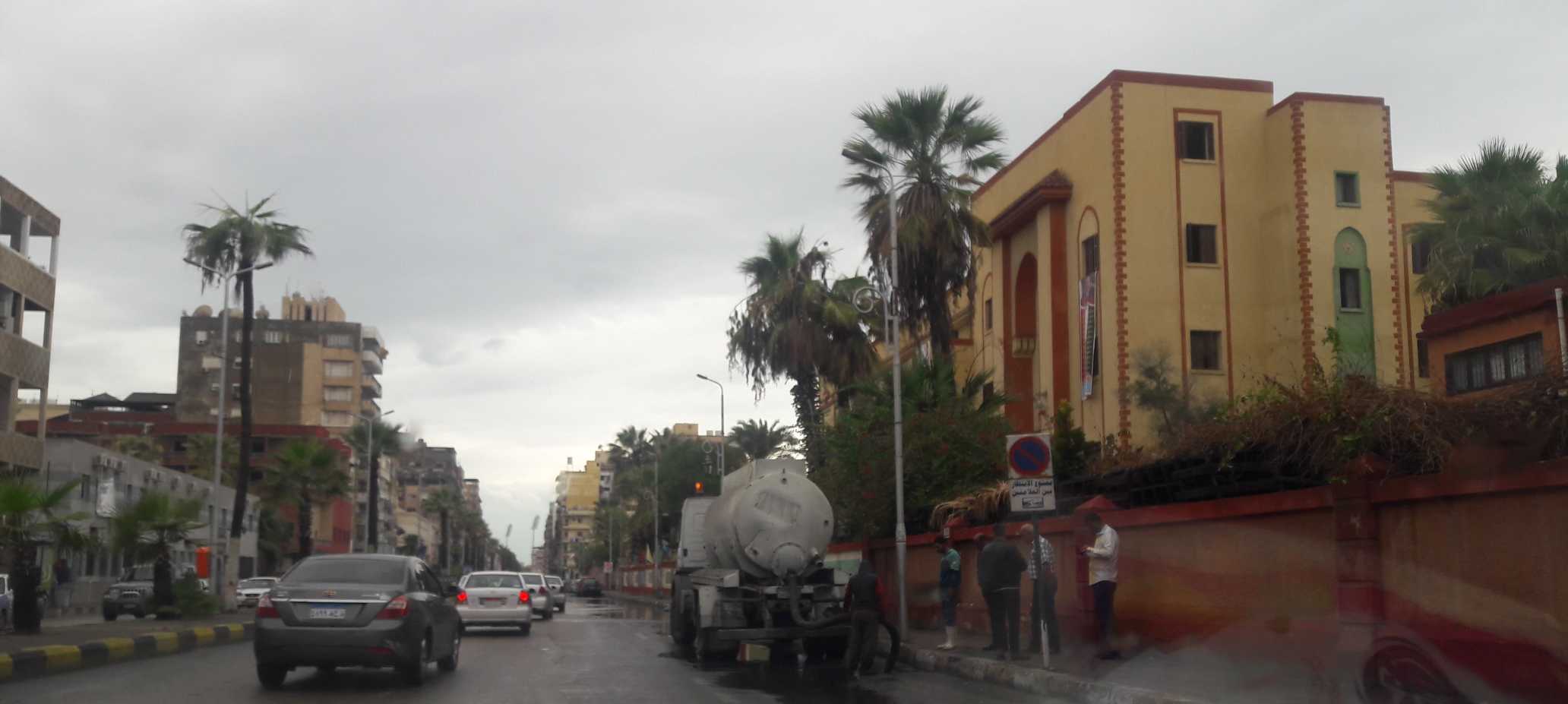 مياه الأمطار تغرق شوارع بورسعيد  (12)