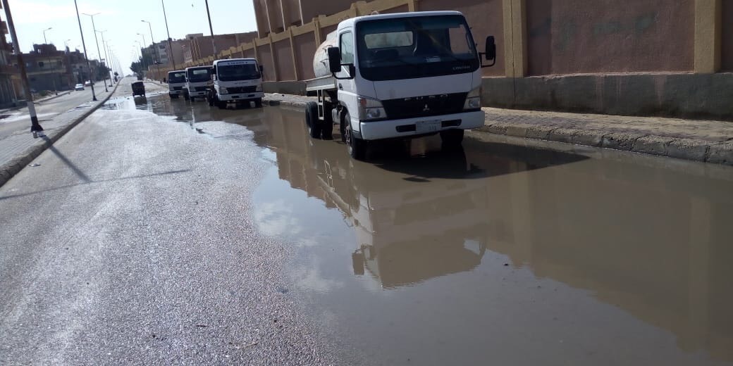  الانتهاء من سحب مياه الأمطار بشوارع بئر العبد (1)
