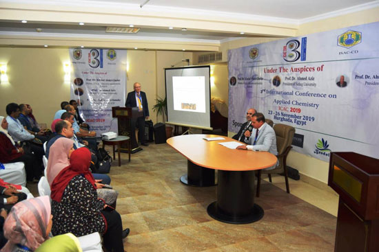 المؤتمر الدولى الثالث في الكيمياء التطبيقية بمدينة الغردقة (9)