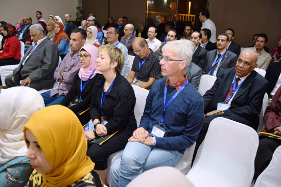 المؤتمر الدولى الثالث في الكيمياء التطبيقية بمدينة الغردقة (8)