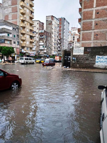 الأمطار-تغرق-المحافظات-وإغلاق-الموانئ-فى-الإسكندرية-وكفر-الشيخ-(3)