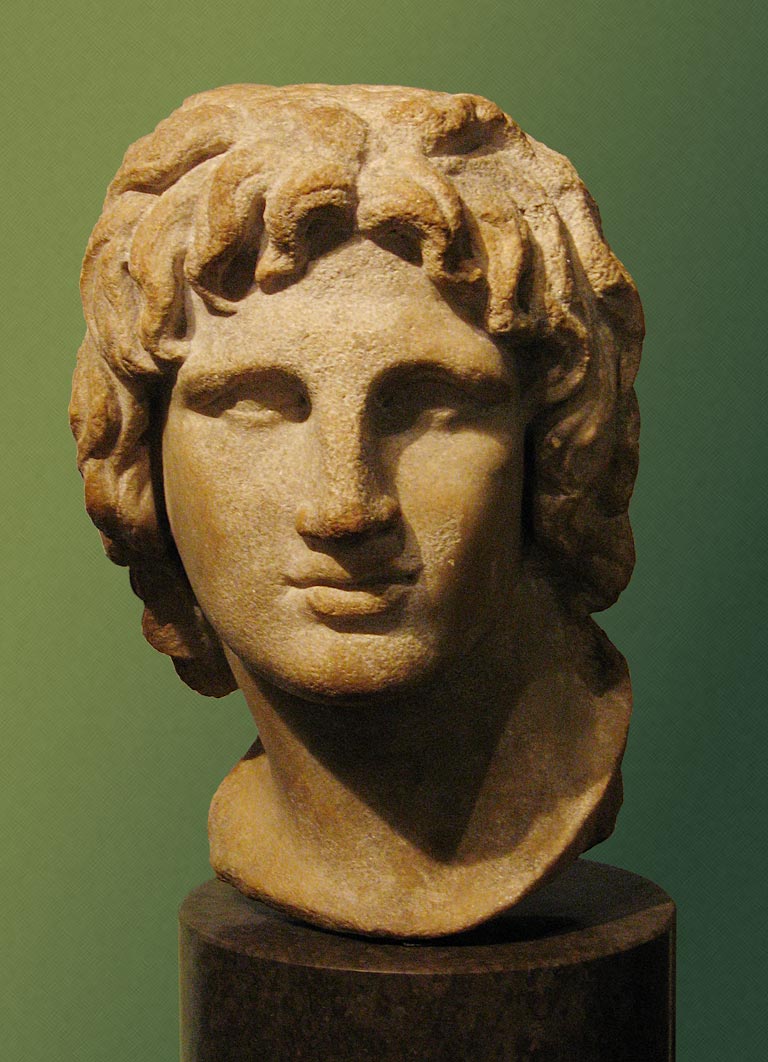 منحوتة لرأس الإسكندر في مطلع شبابه من المتحف البريطاني.