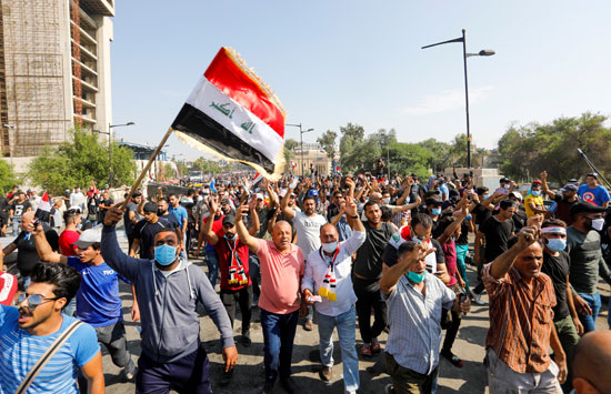 آلاف المتظاهرين وسط بغداد